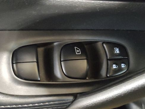 Used 2019 Nissan Rogue Sport SL w/ Premium Package AWD/4WD image 27
