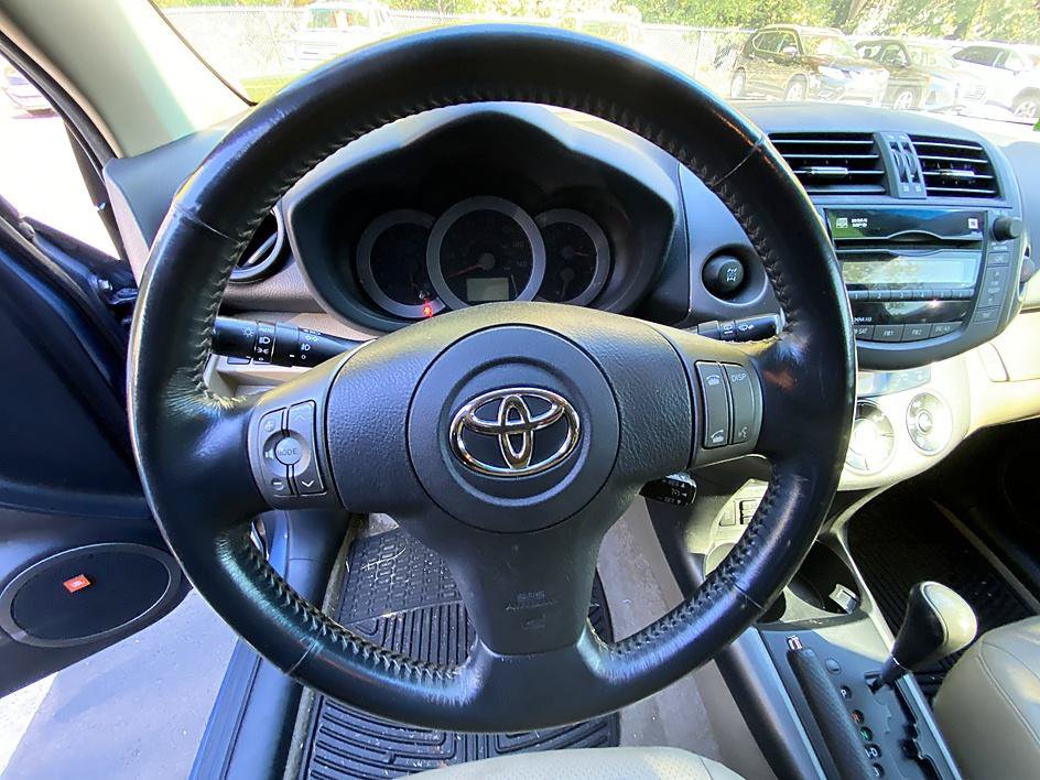 Used 2010 Toyota RAV4 Limited AWD/4WD image 12