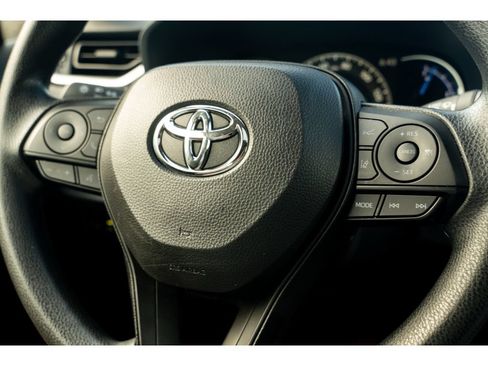 Used 2025 Toyota RAV4 XLE w/ Convenience Package AWD/4WD image 29