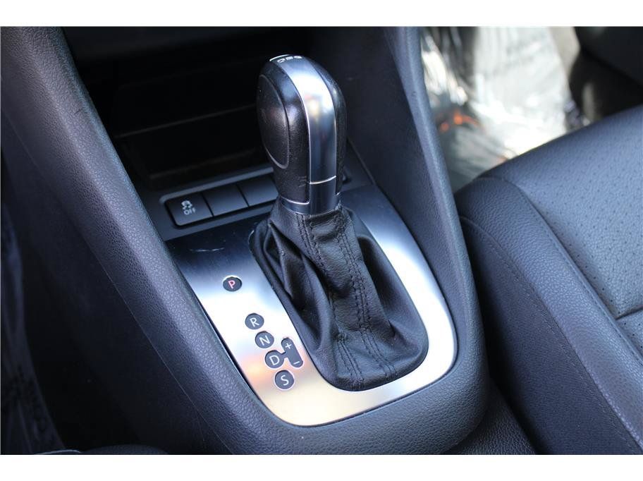 Used 2014 Volkswagen Jetta TDI FWD image 27