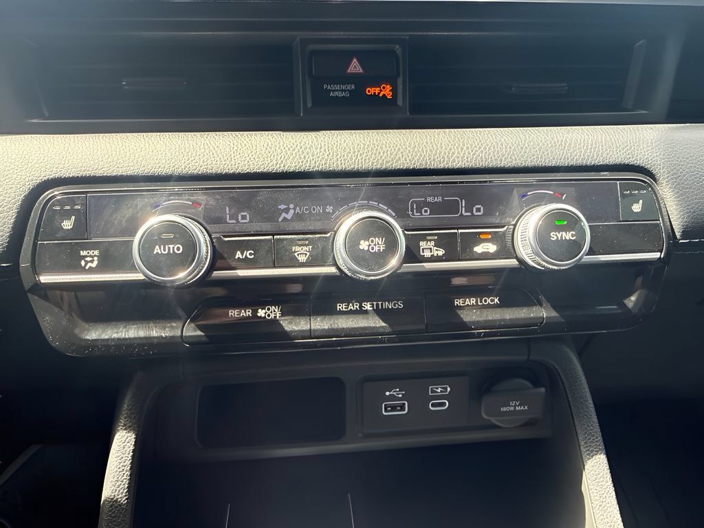 Used 2025 Honda Pilot EX-L image 20
