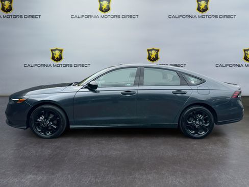 Used 2025 Honda Accord SE image 2
