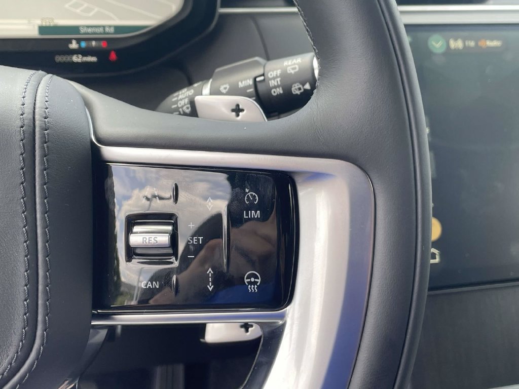 New 2026 Land Rover Range Rover SE AWD/4WD image 37