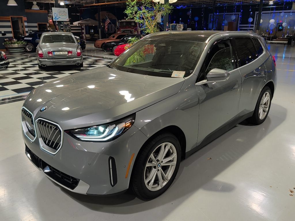 Certified 2025 BMW X3 xDrive30i AWD/4WD image 9