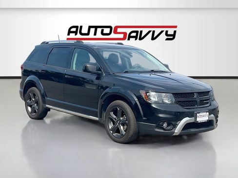 Used 2019 Dodge Journey Crossroad AWD/4WD image 1