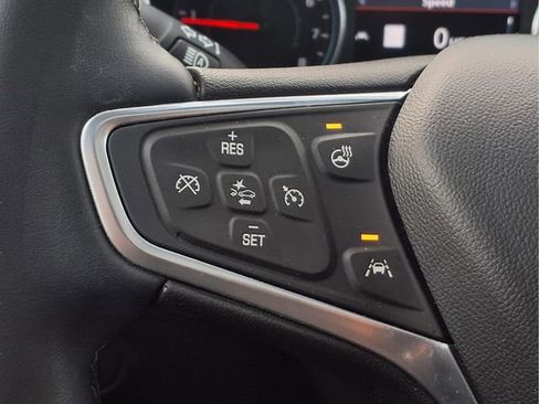 Used 2023 Chevrolet Equinox Premier image 14