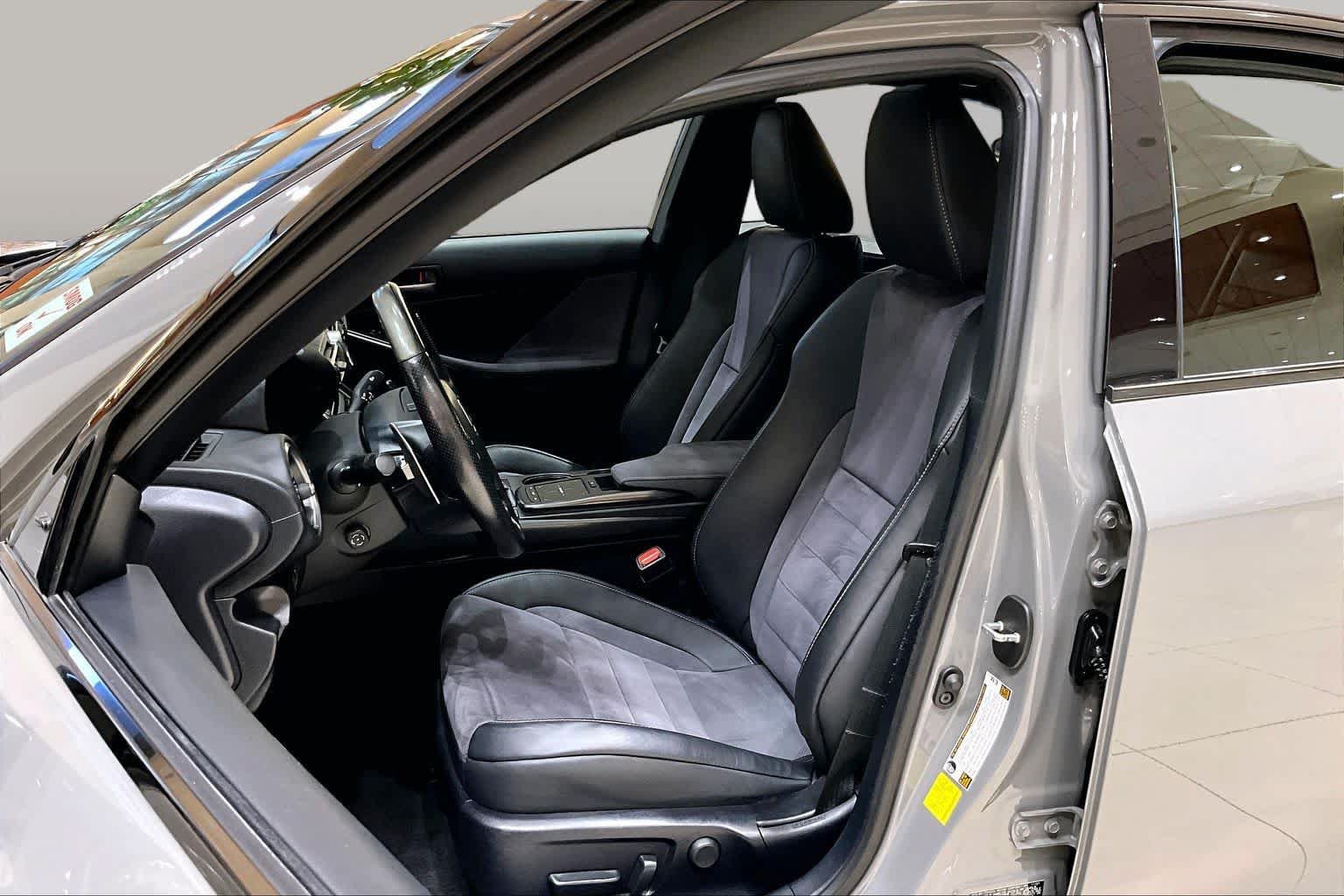 Used 2022 Lexus IS 500 w/ Accessory Package 2 RWD image 7