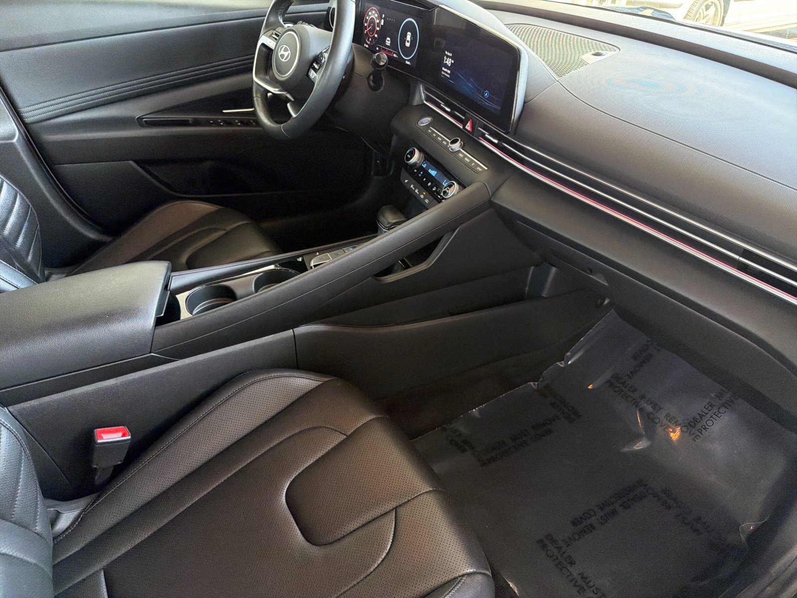 Used 2024 Hyundai Elantra Limited FWD image 14