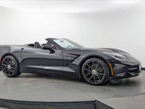 Used 2015 Chevrolet Corvette Stingray Convertible w/ 3LT Preferred Equipment Group RWD image 9