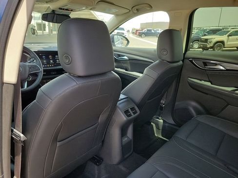 Used 2023 Buick Envision Essence FWD image 12
