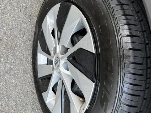 Used 2023 Nissan Altima 2.5 S FWD image 36