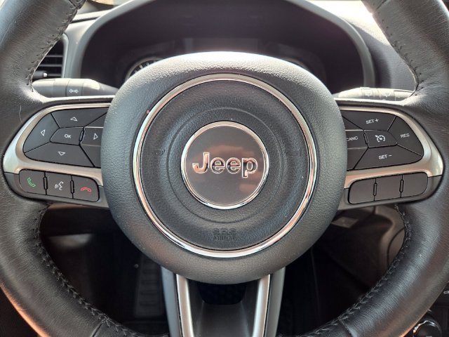 Used 2022 Jeep Renegade Latitude w/ Convenience Group AWD/4WD image 32