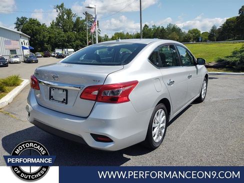 Used 2019 Nissan Sentra SV image 3