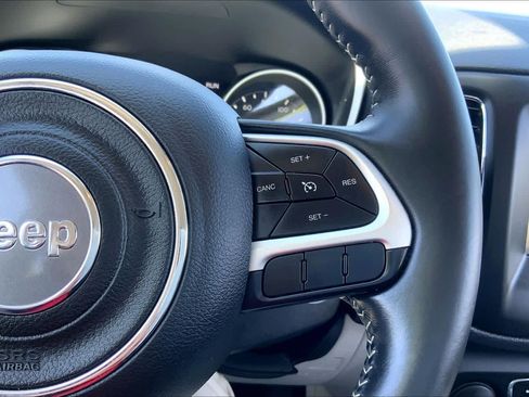 Used 2017 Jeep Compass Latitude w/ Popular Equipment Group image 22