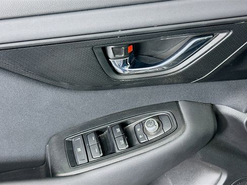 Used 2025 Subaru Outback Premium image 15