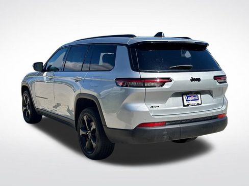 Used 2024 Jeep Grand Cherokee L Altitude AWD/4WD image 6