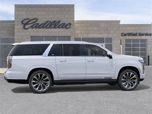 New 2026 Cadillac Escalade ESV Luxury w/ Touring Package image 5