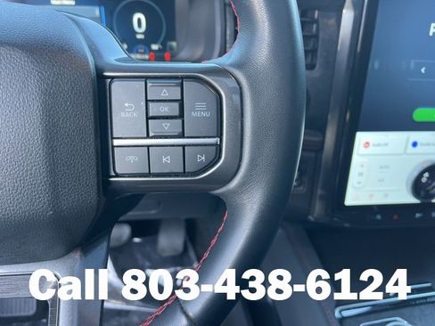 Used 2023 Ford Expedition Limited image 21