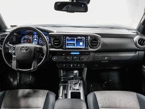 Certified 2023 Toyota Tacoma TRD Off-Road image 12