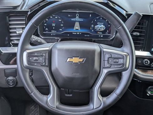 Used 2023 Chevrolet Silverado 1500 LT RWD image 12