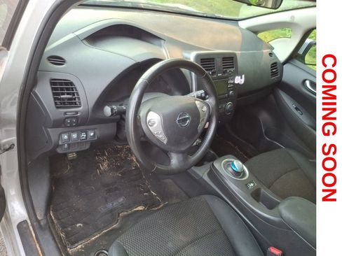 Used 2015 Nissan Leaf S w/ Charge Package FWD image 10