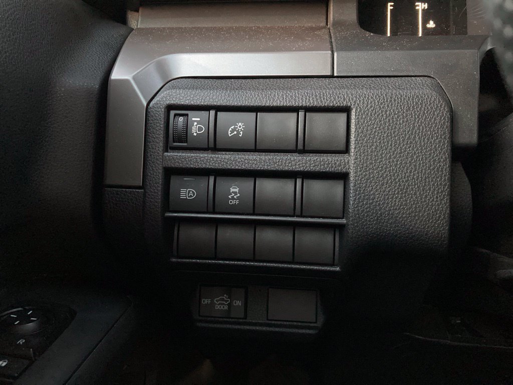 Used 2024 Toyota Tacoma SR5 AWD/4WD image 13