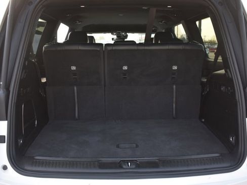 Used 2024 Jeep Wagoneer Series II w/ Flexible Seating Group AWD/4WD image 18