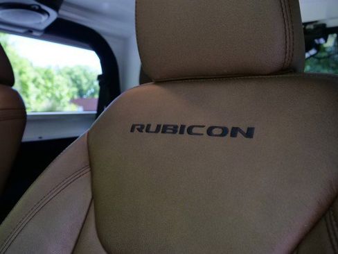 Used 2014 Jeep Wrangler Rubicon w/ Power Convenience Group AWD/4WD image 24