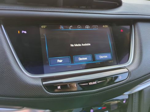 Used 2017 Cadillac XT5 Luxury image 17