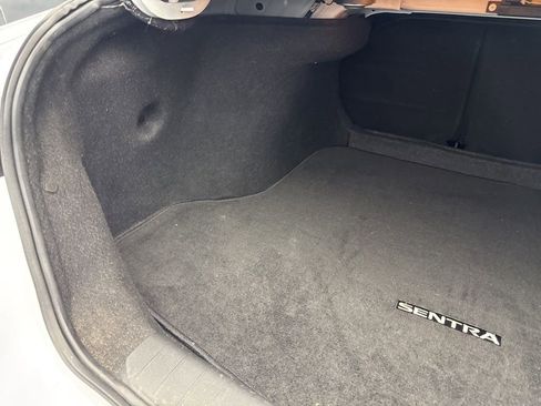 Used 2024 Nissan Sentra S image 37