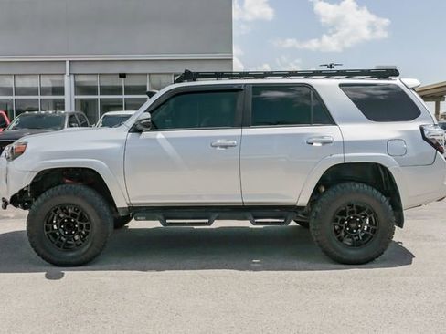 Used 2021 Toyota 4Runner TRD Off-Road Premium image 18