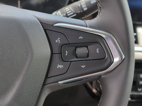 New 2026 Chevrolet Trax ACTIV w/ Sunroof Package FWD image 29