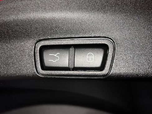 Used 2018 Alfa Romeo Stelvio Ti Sport image 11