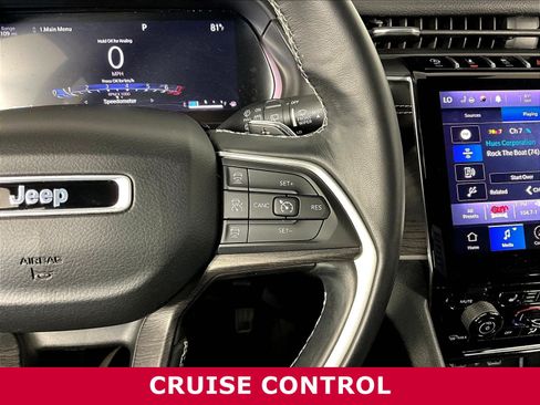 Used 2021 Jeep Grand Cherokee L Limited AWD/4WD image 12