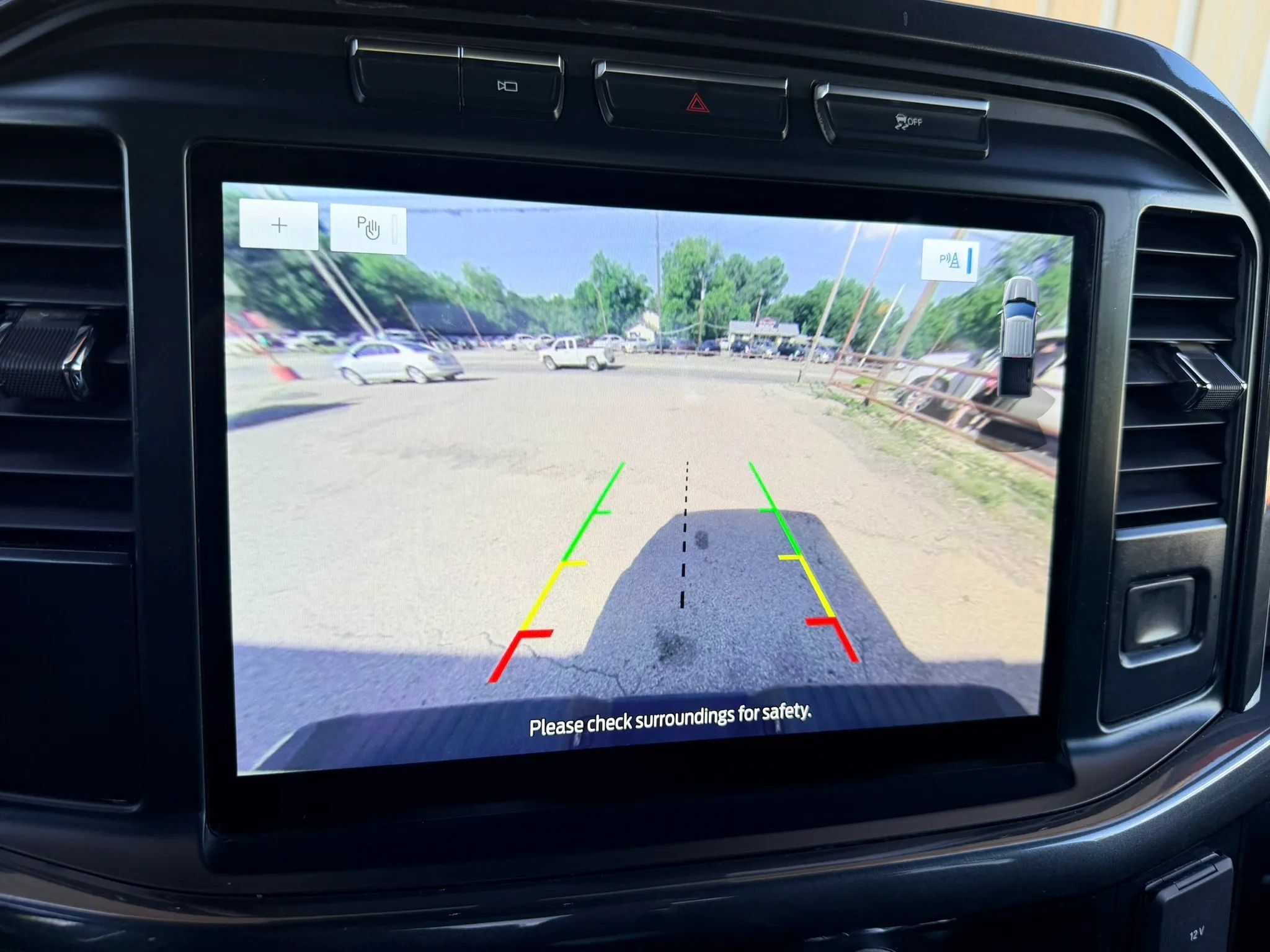 Used 2022 Ford F150 XLT w/ Equipment Group 302A High AWD/4WD image 17