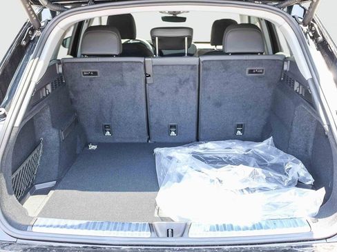 Used 2025 Audi Q5 Premium Plus image 28