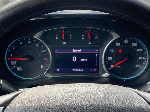 Used 2021 Chevrolet Traverse LT image 30