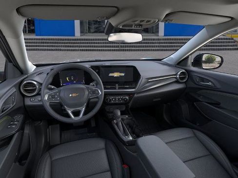 New 2026 Chevrolet Trax ACTIV w/ Sunroof Package image 15