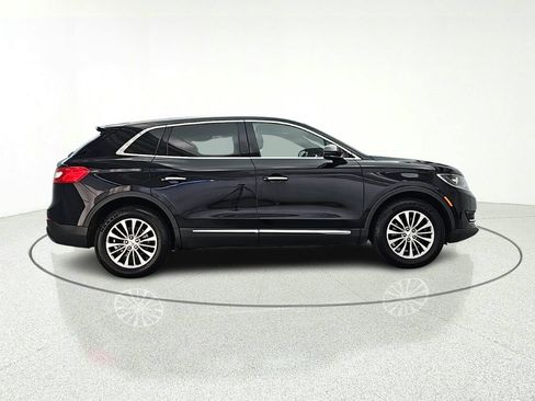 Used 2016 Lincoln MKX Select w/ Select Plus Package AWD/4WD image 7