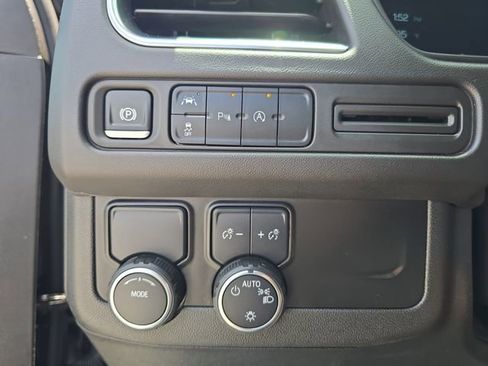 Certified 2024 Chevrolet Suburban RST RWD image 24
