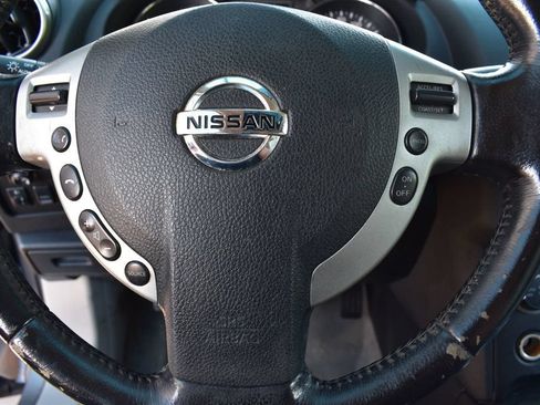 Used 2011 Nissan Rogue SV w/ SL Pkg AWD/4WD image 23