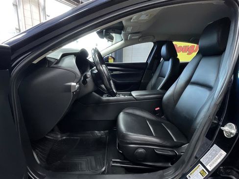 Used 2021 MAZDA MAZDA3 s FWD image 11