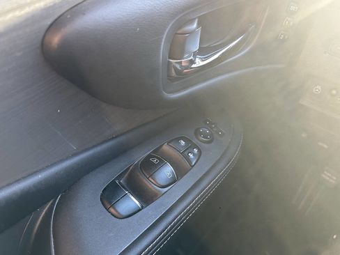 Used 2018 Nissan Murano SL w/ Cargo Package image 15