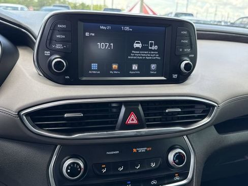Used 2020 Hyundai Santa Fe SE FWD image 27