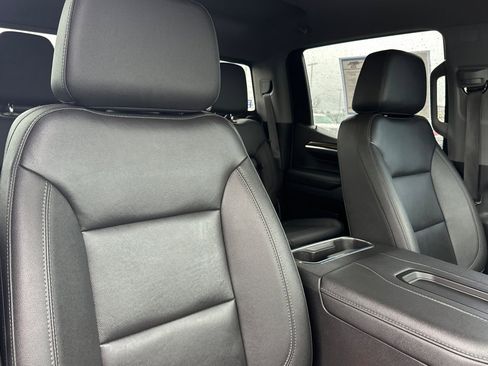 Used 2022 Chevrolet Silverado 1500 LT w/ Z71 Off-Road Package image 16