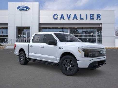 New 2025 Ford F150 Lightning Flash AWD/4WD image 7