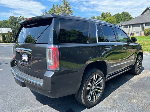 Used 2020 GMC Yukon Denali w/ Denali Premium Package RWD image 22