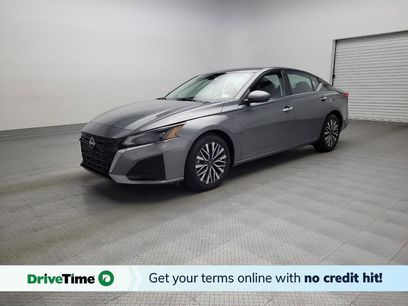 Used 2023 Nissan Altima 2.5 SV