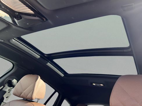 Used 2025 BMW X6 M60i image 31