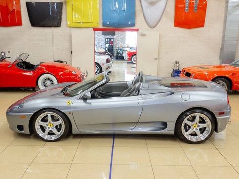 Used 2004 Ferrari 360 Spider RWD image 9